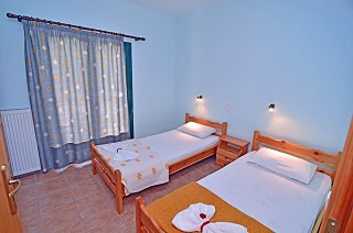 Zakynthos apartments in Zante - Anatoli apartments Keri Lake