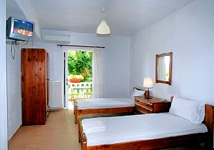 Gardens Studios  - Kipoi Zante Town Zante  - Zakynthos Island Greece
