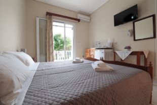 Voula Studios Tsili 